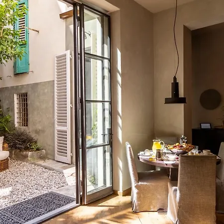 Oltrarno 1881 Apartment