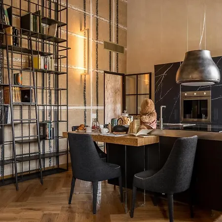 Apartment Oltrarno 1881
